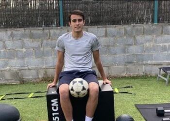 Eric García já retornou ao Centro de Treinamento do Manchester City (Crédito: Instagram @ericgm3)