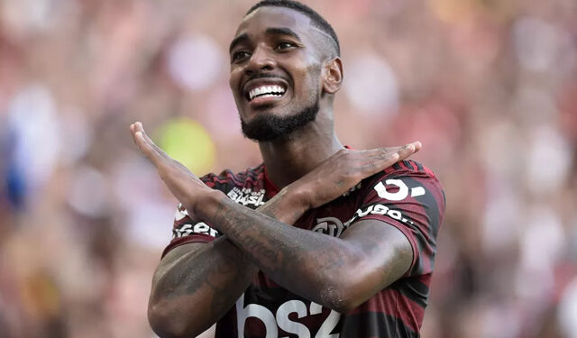 Gerson tem passagens pela Roma e Fiorentina (Crédito: André Mourão)