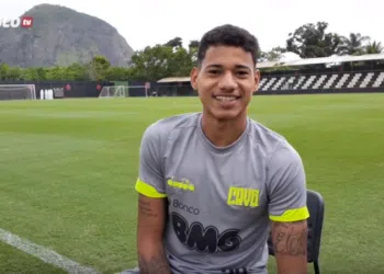 Marrony pode vestir a camisa do Atlético-MG (Crédito: Transmissão TV Vasco / Youtube)
