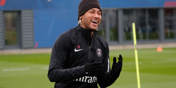 Neymar segue treinando no PSG (Crédito: C. Gavelle / PSG / Fotos Públicas)