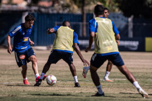 Cruzeiro segue treinando na Toca da Raposa II (Crédito: Gustavo Aleixo / Cruzeiro / Fotos Públicas)
