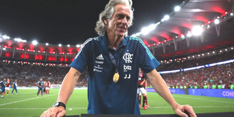 Torcedores do Flamengo debatem possíveis nomes para substituto de Jorge Jesus; Sampaoli e Gallardo aparecem na lista (Crédito: GettyImages)