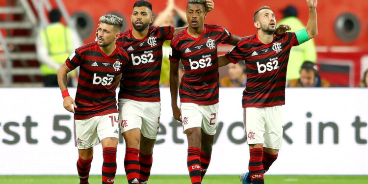 Arrascaeta celebra versatilidade no elenco do Flamengo (Crédito: GettyImages)