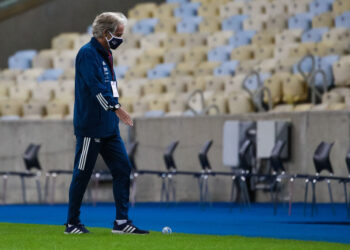 Benfica ainda estaria de olho no treinador (Crédito: GettyImages)
