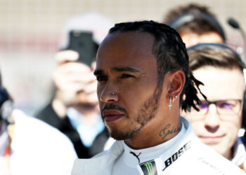 Lewis Hamilton divulga novo design de capacete com manifesto antirracista (Crédito: GettyImages)