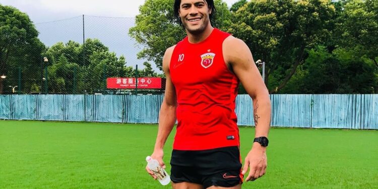 Hulk afirmou que sempre ajudou a família (Crédito: Instagram)