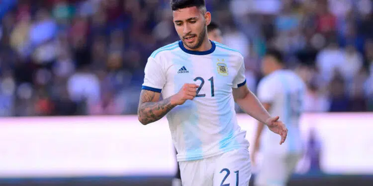 Bustos tem apenas 21 anos (Crédito: GettyImages)