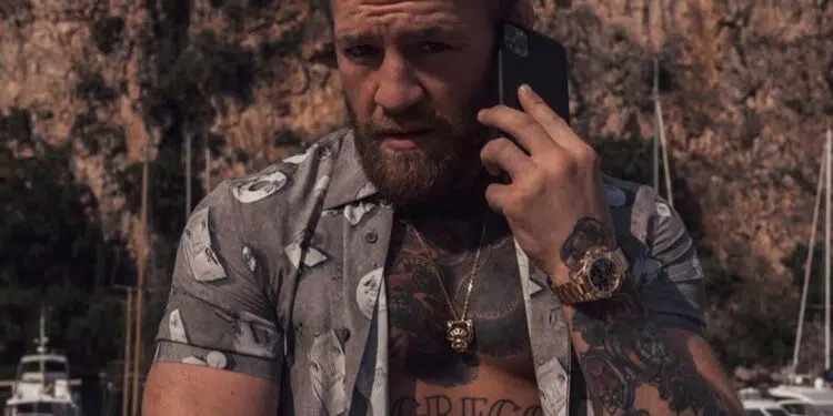McGregor exibiu novo relógio (Crédito: Instagram)