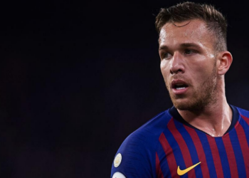 Atitude de Arthur é comentada por presidente do Barcelona, que a classifica como inaceitável e dispara (Crédito: GettyImages)
