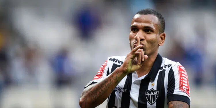 Otero em ação com a camisa do Atlético Mineiro (Crédito: GettyImages)