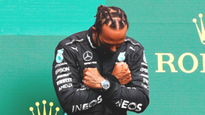 Hamilton presta tributo a Chadwick Boseman e revela desgaste com 2020 (Crédito: GettyImages)
