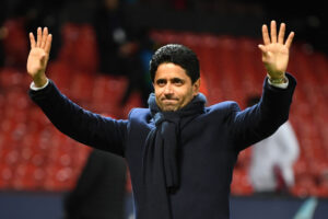 Nasser Al-Khelaifi comemorou muito a classificação do PSG (Crédito: GettyImages)