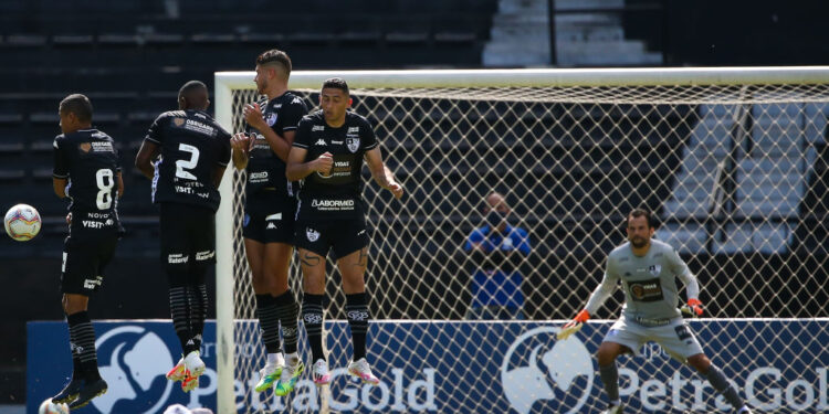 Botafogo estreia diante do Bahia no Brasileirão (Crédito: GettyImages)