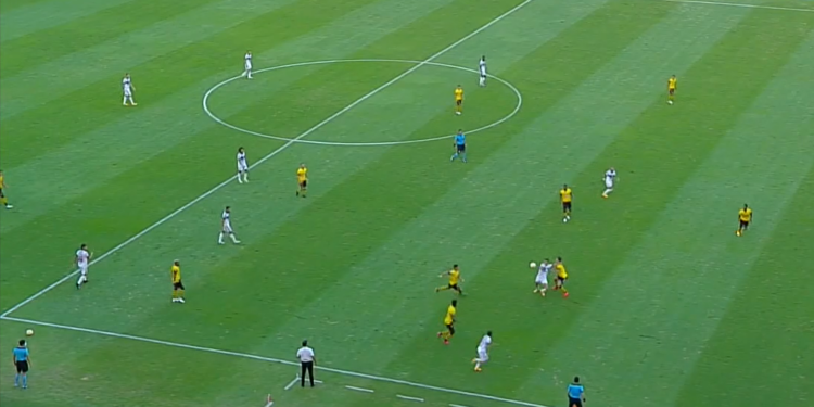 Flamengo visitou o Barcelona de Guayaquil (Crédito: Transmissão Fox Sports - 22/09/2020)