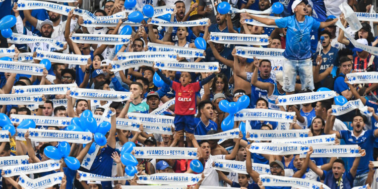 Torcida do Cruzeiro está revoltada (Crédito: GettyImages)