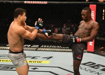 Israel Adesanya vence Paulo Borrachinha no UFC (Crédito: GettyImages)