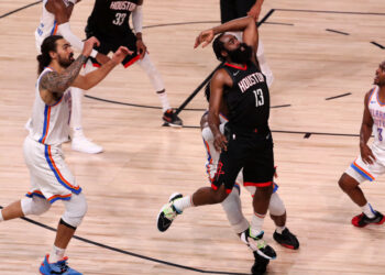 Playoffs da NBA: Com toco de Harden no fim, Rockets avançam à semifinal do Oeste e encaram os Lakers; confira a rodada (Crédito: GettyImages)
