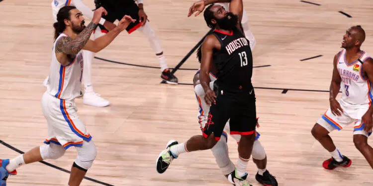 Playoffs da NBA: Com toco de Harden no fim, Rockets avançam à semifinal do Oeste e encaram os Lakers; confira a rodada (Crédito: GettyImages)
