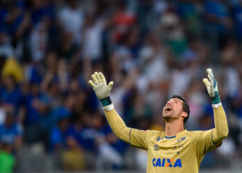 Aniversariante do dia, Fábio recebe homenagem do Cruzeiro (Crédito: GettyImages)