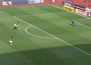 Atlético-GO e Palmeiras duelaram no Brasileirão (Crédito: Transmissão Premiere - 25/10/2020)