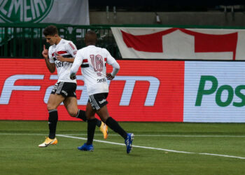 Reinaldo e Vitor Bueno marcam, São Paulo bate o Palmeiras e vence a primeira no Allianz Parque (Crédito: GettyImages)
