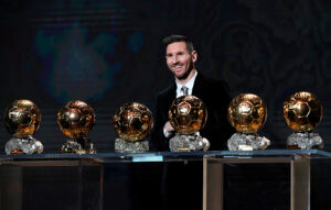 France Football lança premiação para eleger o melhor time da história e sete laterais brasileiros estão concorrendo (Crédito: GettyImages)