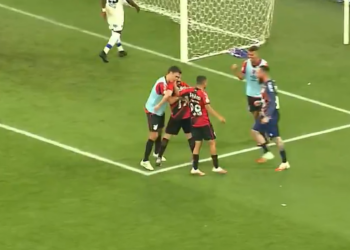 Renato Kayzer marcou o gol da vitória (Crédito: Transmissão Premiere FC)