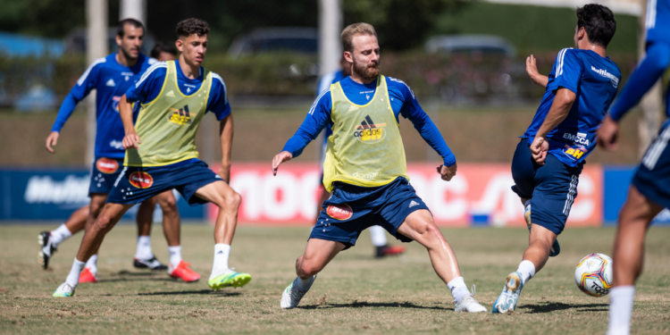 Cruzeiro é notificado pelo Volta Redonda, que cobra mais de R$ 1 milhão por venda de meia para time árabe (Crédito: Bruno Haddad/Cruzeiro/Fotos Públicas)