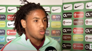 Atacante do Sporting leva tiro no peito e é hospitalizado (Crédito: Transmissão Canal 11)