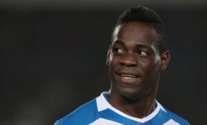Mario Balotelli treina com clube da quarta divisão italiana (Crédito: Getty Images)