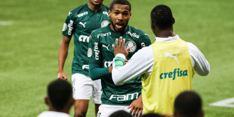 Wesley comemorando gol pelo Palmeiras (Crédito: GettyImages)