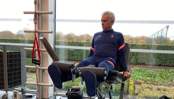 José Mourinho ironiza Data Fifa (Crédito: Reprodução/ Instagram)