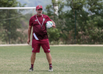 Odair Hellmann completou o 50º jogo no Tricolor (Crédito: LUCAS MERÇON / FLUMINENSE F.C / Fotos Públicas)