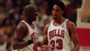 Pippen diz que contou para Jordan que não gostou da forma como foi retratado em série documental (Crédito: GettyImages)