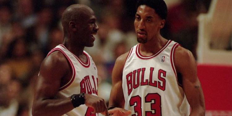 Pippen diz que contou para Jordan que não gostou da forma como foi retratado em série documental (Crédito: GettyImages)