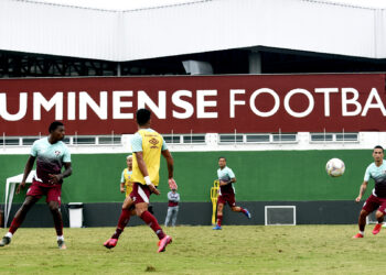 Fluminense segue de olho no mercado da bola (Crédito: LUCAS MERÇON / FLUMINENSE F.C / Fotos Públicas)