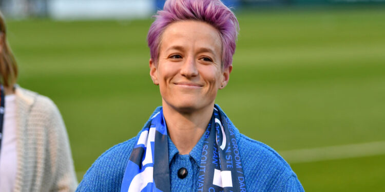 Após ser escolhida para a Seleção da Temporada, Megan Rapinoe critica decisão da Fifa (Crédito: GettyImages)