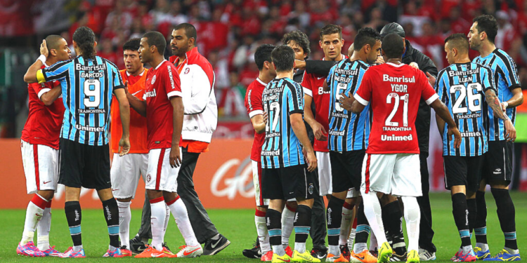 Confira as 10 confusões e brigas que aconteceram em campo no ano de 2020 (Crédito: GettyImages)