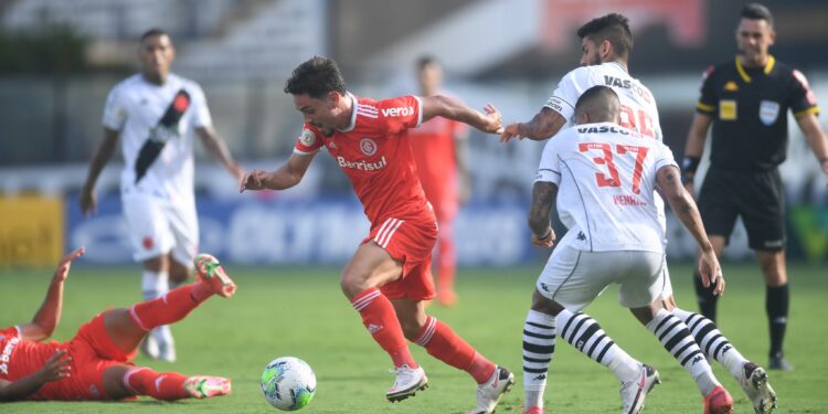 Jogadores do Internacional em ação (Crédito: Ricardo Duarte/Internacional/Fotos Públicas)