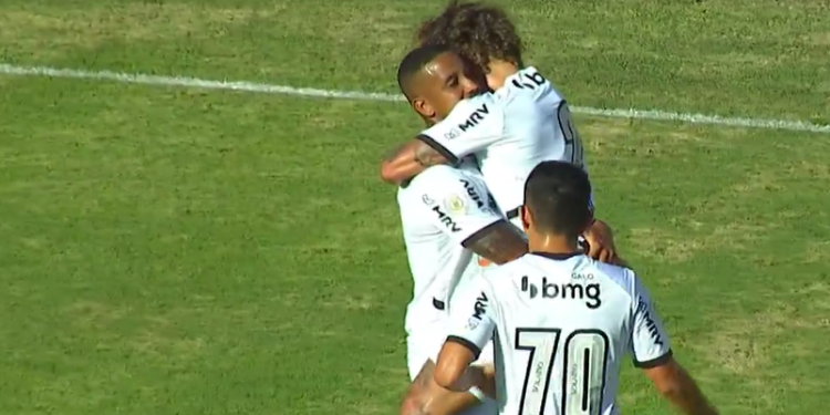 Jogadores do Atlético Mineiro comemorando (Crédito: Transmissão Premiere FC)