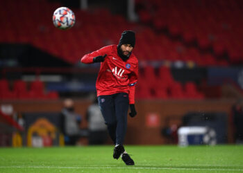 Neymar foi substituído diante do Caen (Crédito: GettyImages)