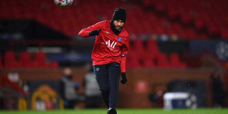 Neymar foi substituído diante do Caen (Crédito: GettyImages)