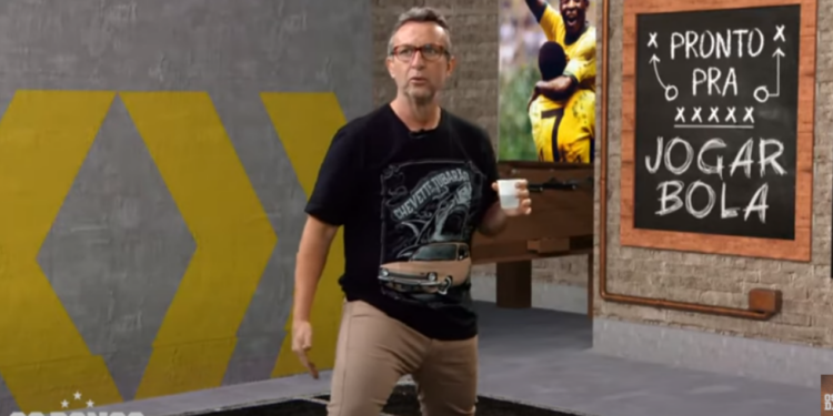 Apresentador Neto durante seu programa na TV Bandeirantes (Crédito: Transmissão TV Bandeirantes)