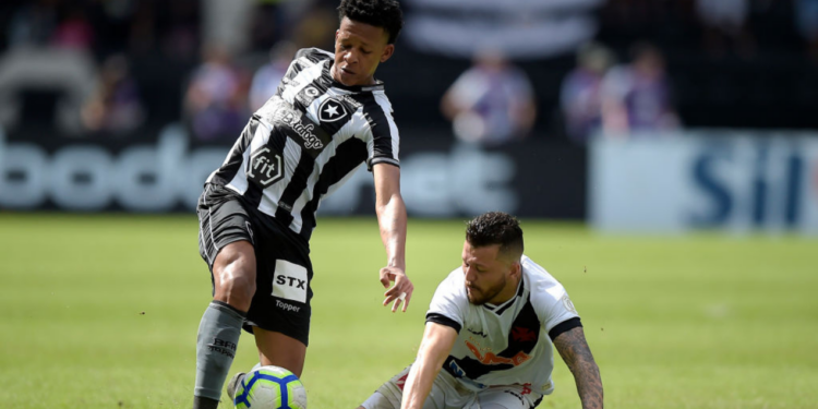 Gustavo Bochecha quando atuava pelo Botafogo (Crédito: GettyImages)