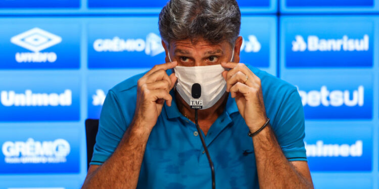 Renato Gaúcho tem uma posição contrária à de Lisca (Crédito: GettyImages)