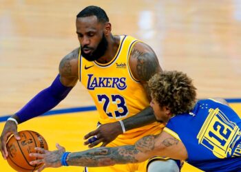 Lakers atropelam Warriors; James Harden faz triplo-duplo na vitória dos Nets (Crédito: GettyImages)
