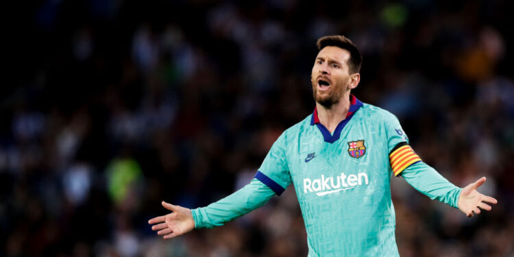 Messi em ação com a camisa do Barcelona (Crédito: GettyImages)