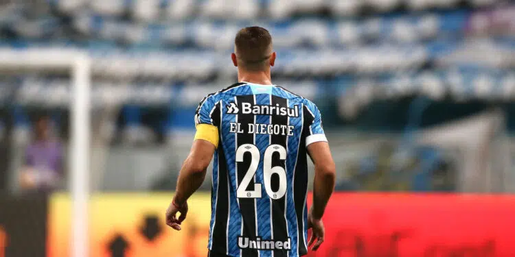 Churín em ação pelo Grêmio (Crédito: GettyImages)