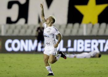 Soteldo comemorando gol contra o Boca Juniors na Libertadores (Crédito: Getty Images)