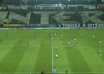 Inter de Limeira e Bragantino duelaram no Campeonato Paulista (Crédito: Transmissão SporTV2 - 15/04/2021)
